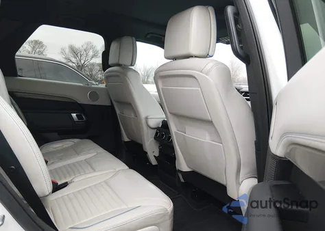 2018 Land Rover Discovery Hse Luxury z USA, uszkodzony, nr VIN SALRT2RV6JA053394